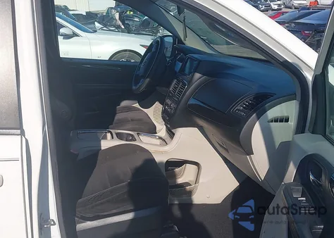 2013 Dodge Grand Caravan Sxt z USA, uszkodzony, nr VIN 2C4RDGCG0DR599202